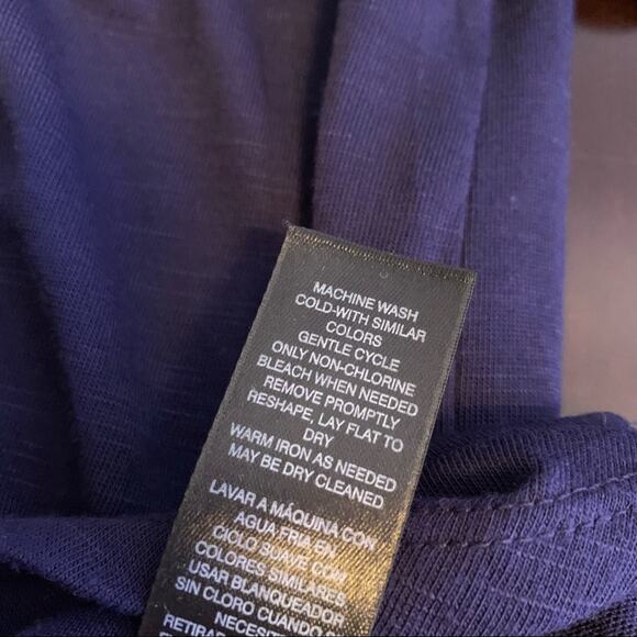 WHBM navy blue white embroidered peasant boho top size XXS - Picture 12 of 13